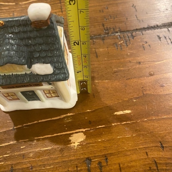 SET of Three Vintage Readers Digest Ceramic Bell Ornaments circa 1991 - Picture 13 of 13